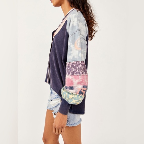 NWT Free People MARLEY Button Down Striped Placket Print Sleeve Top Size Small - Picture 2 of 3